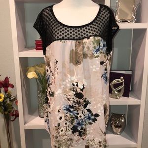 Janette Plus floral top